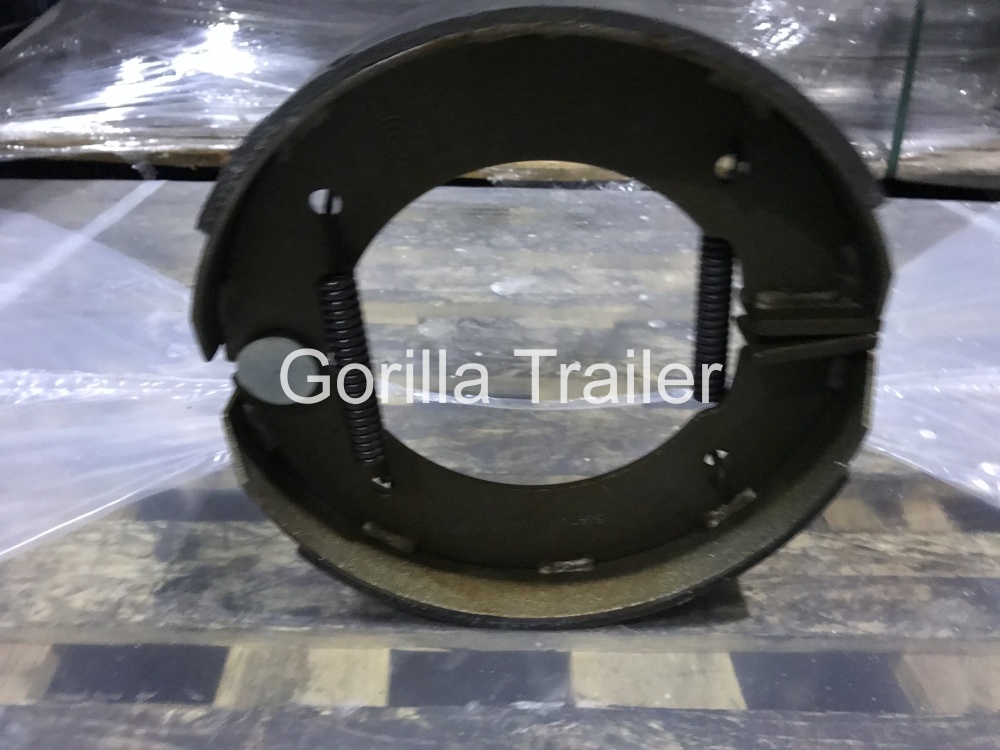 Комплект тормозных колодок 250X60 прицеп и трактор B1117 316A116C для грузовика или прицепа по низкой цене в Москве. Можете купить недорого комплект тормозных колодок 250x60 прицеп и трактор b1117 316a116c в наличии!Всего 5 500 р.